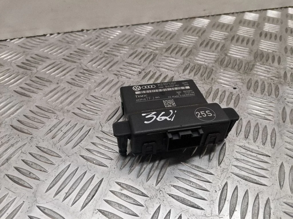 Gateway control module 1K0907530P