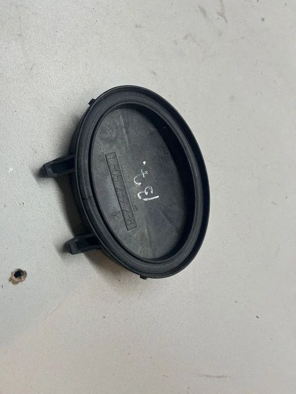 Esitule tolmukate – Audi A4 S4 B7 8E 8H (2005-2008)