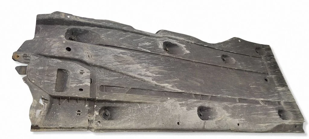 Side bottom protection 5Q0825202M