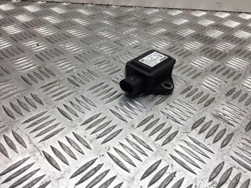 ESP acceleration yaw rate sensor 8E0907637A