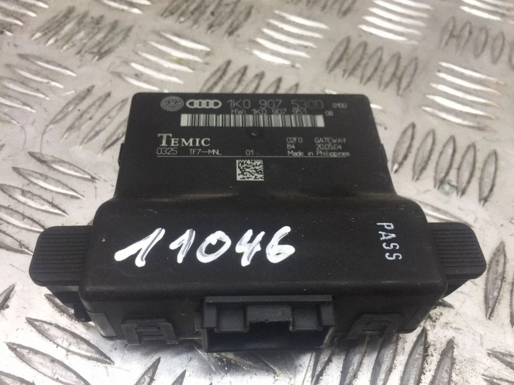 Gateway control module 1K0907530D