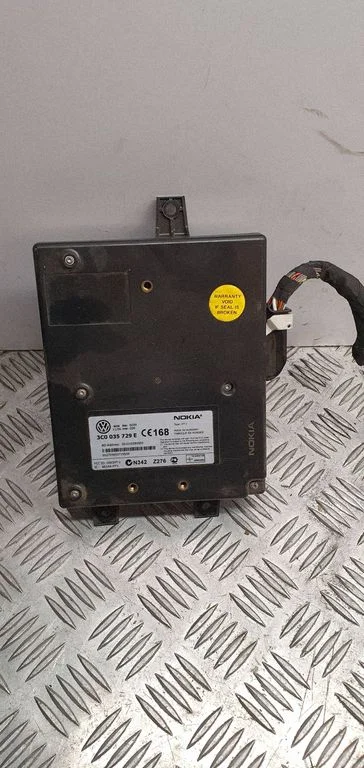 Phone control unit/module – Volkswagen Passat B6 (2005-2010)