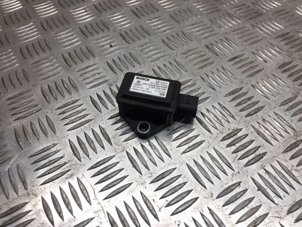 ESP acceleration yaw rate sensor 8E0907637A