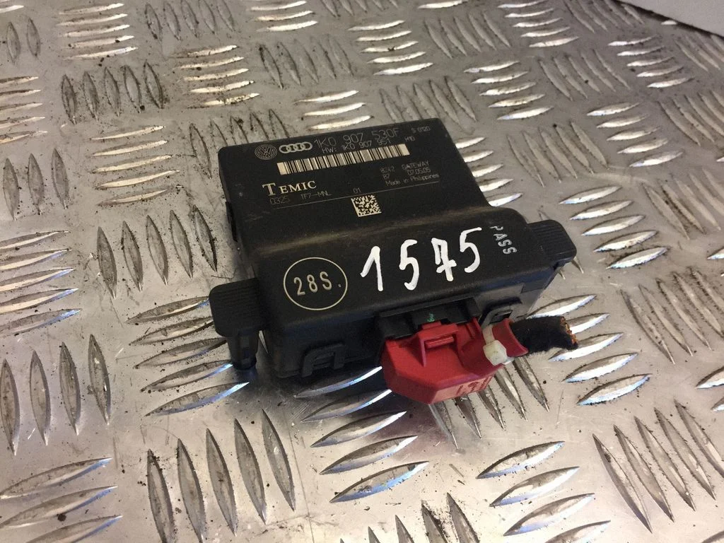 Gateway control module 1K0907530F