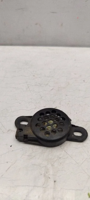 Parking PDC sensor speaker – Audi A4 S4 B7 8E 8H (2005-2008)