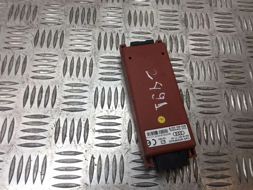 Telefona vadības bloks – Audi A4 S4 B6 8E 8H (2001-2005)