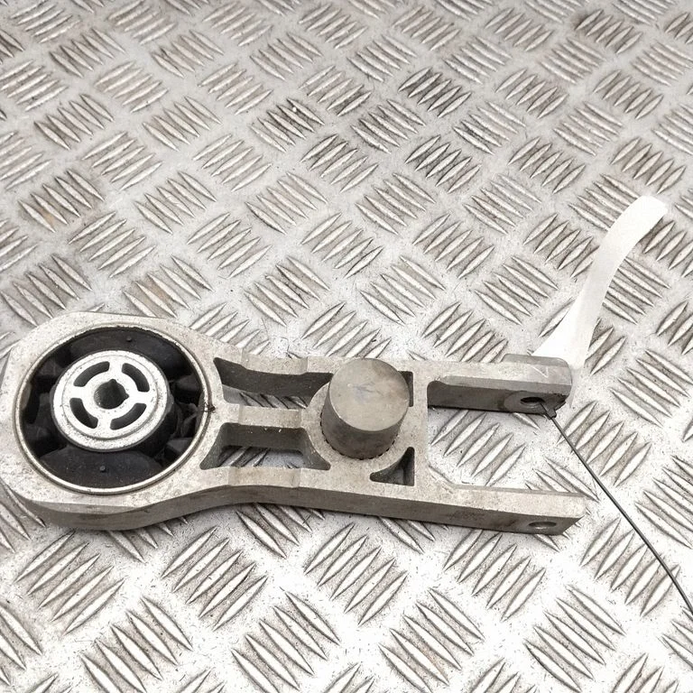 Engine mount bracket 9840717080