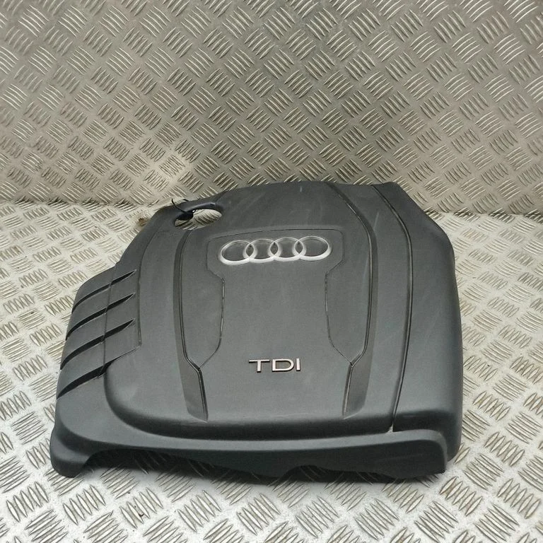 Engine cover (trim) – Audi Q5 SQ5 8R (2008-2017)