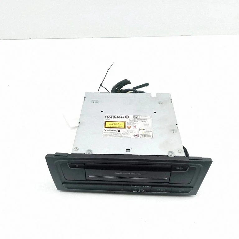 Radio/CD/DVD atskaņotājs/navigācija 8R2959674C