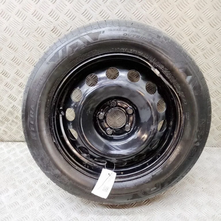 R12 lengvojo lydinio ratlankis (-iai)