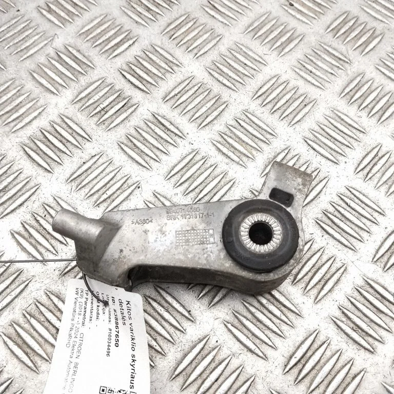 Engine mounting bracket 9840714580