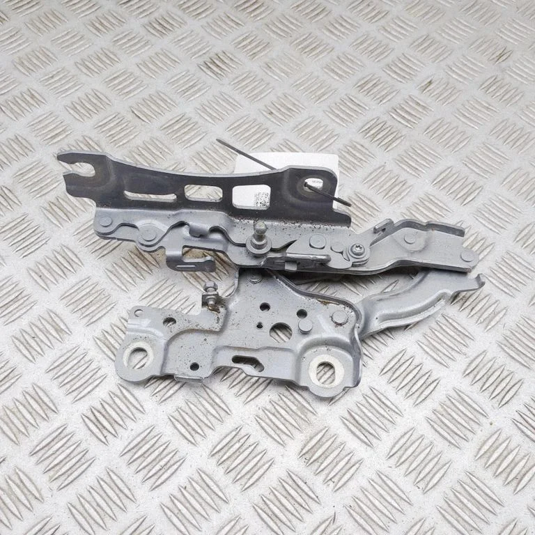 Mootorikapoti hinged 7450590