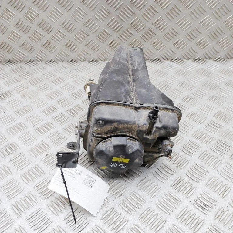 Jahutusvedeliku paisupaak 8093924