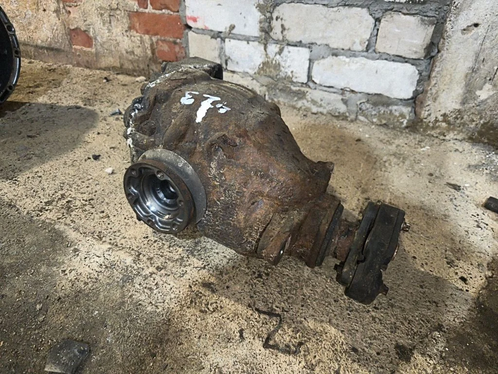 Rear differential – BMW 3 Series E90 E91 (2005-2012)