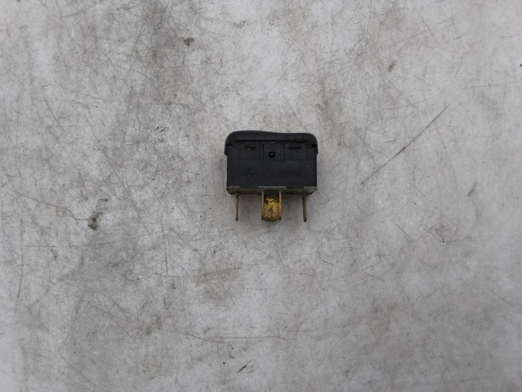 Electric window control switch A4145450607KZ
