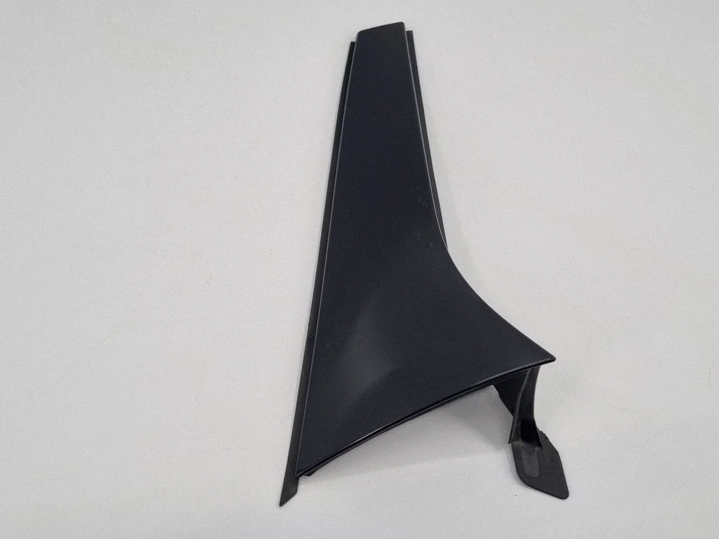 Rear side glass trim – Mercedes-Benz EQE v295 (2022-)