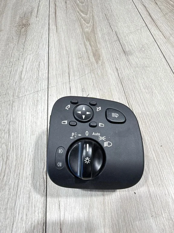 Light switch – Mercedes-Benz CLK-Class A209 C209 (2002-2009)