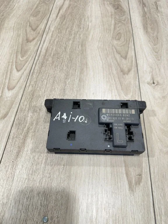 Durų elektronikos valdymo blokas