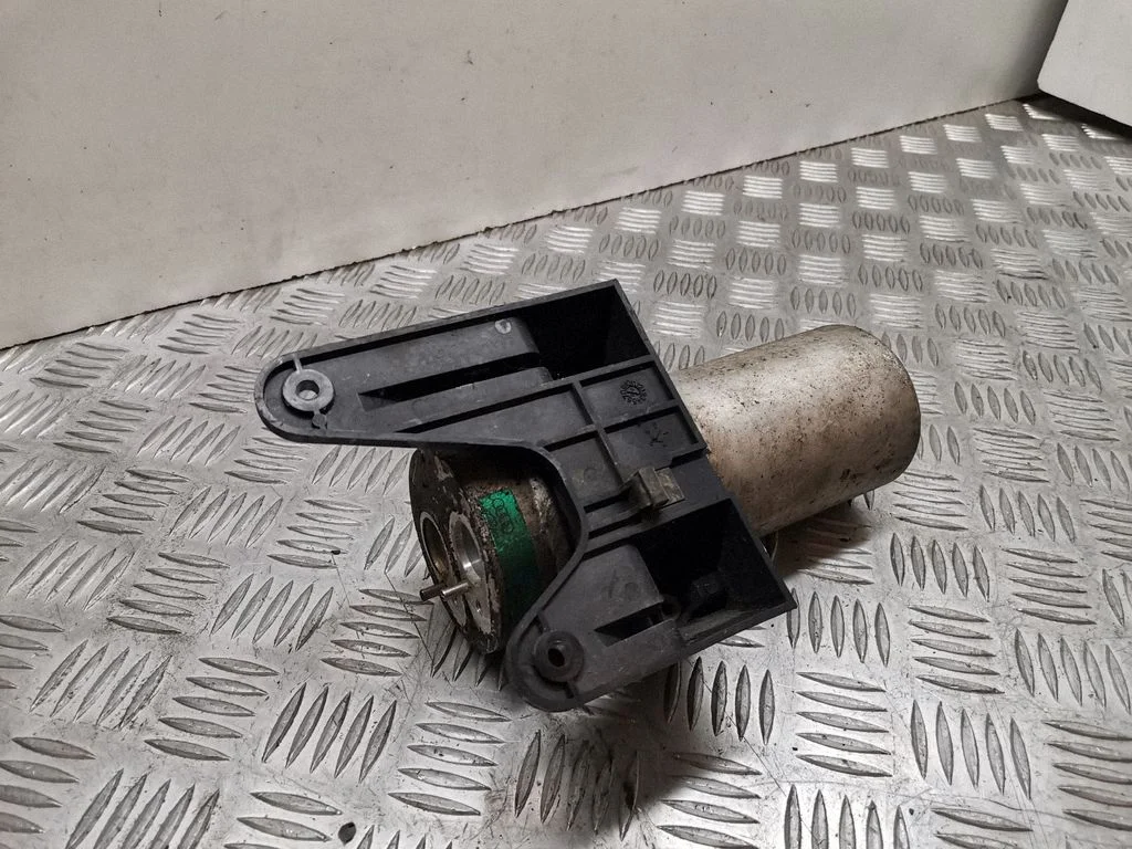 Air conditioning (A/C) air dryer – Audi A4 S4 B7 8E 8H (2005-2008)