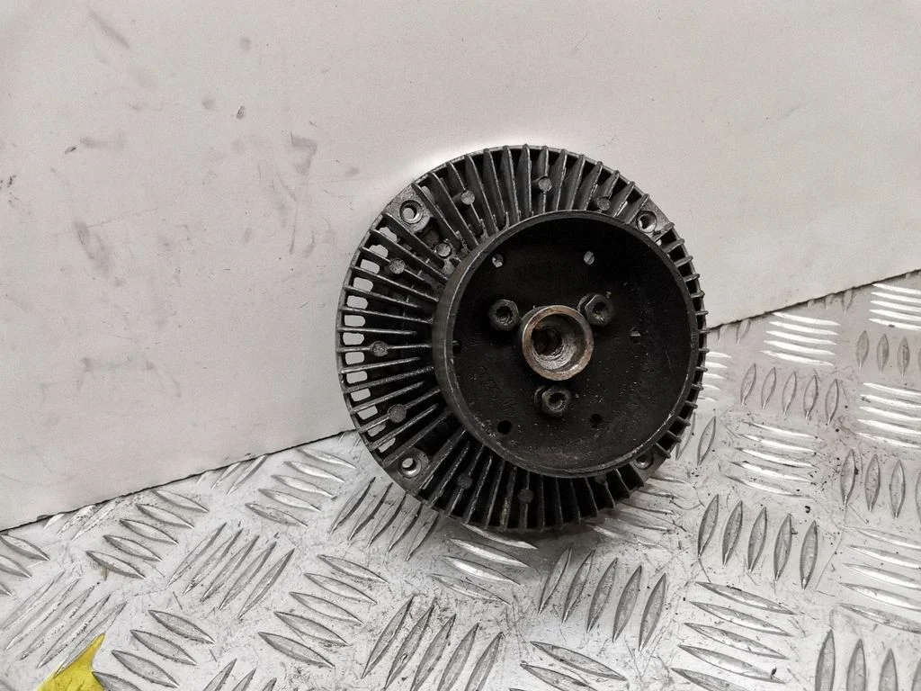 Viscous fan clutch – Volkswagen Passat B5.5 (2001-2005)