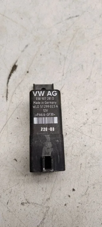 Glow plug pre-heat relay 038907281d