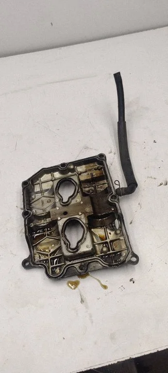 Rocker cam cover
