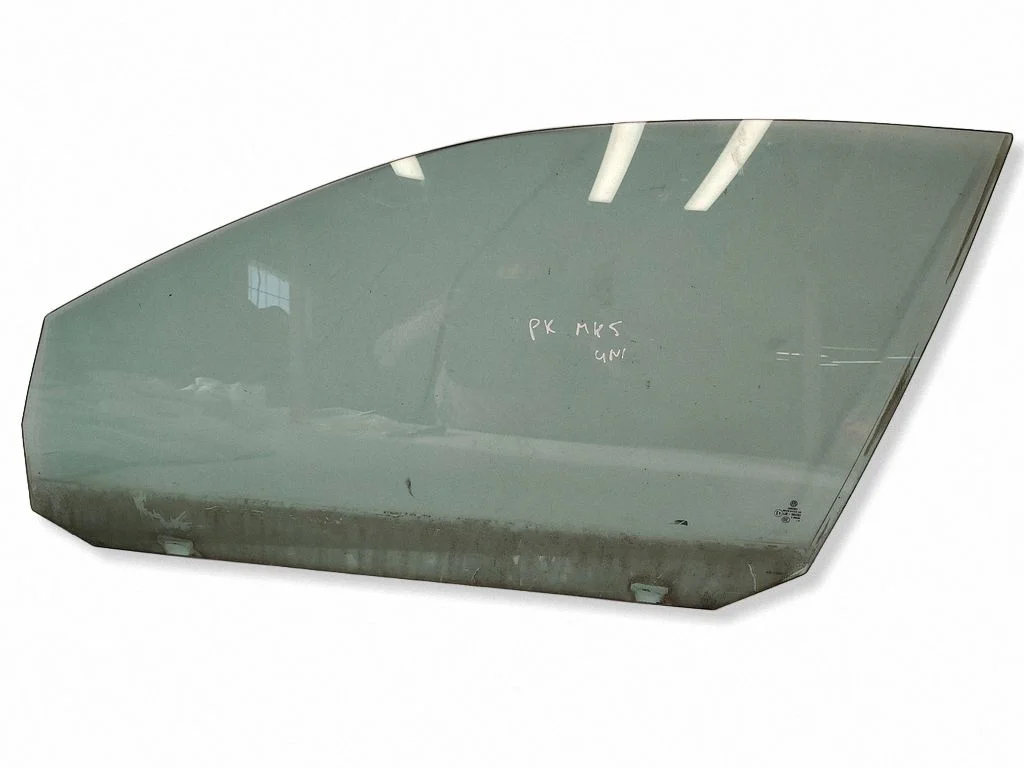 Front door window glass four-door 43R004583