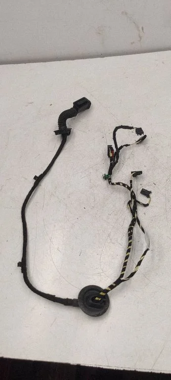 Tagaukse juhtmestik 5G4971694K