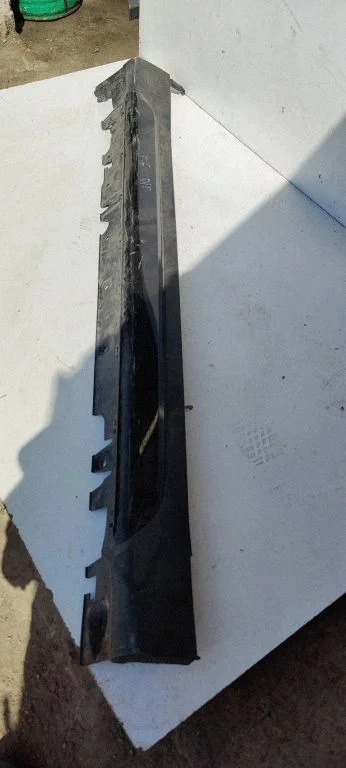 Sill 7308056