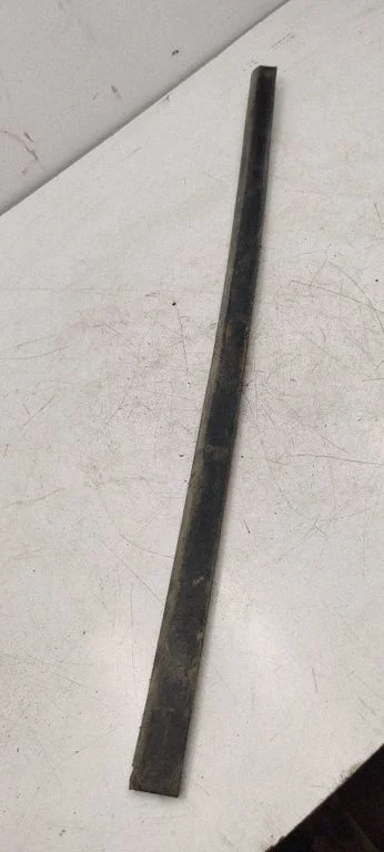 Front door trim (molding) – Volkswagen Passat B6 (2005-2010)