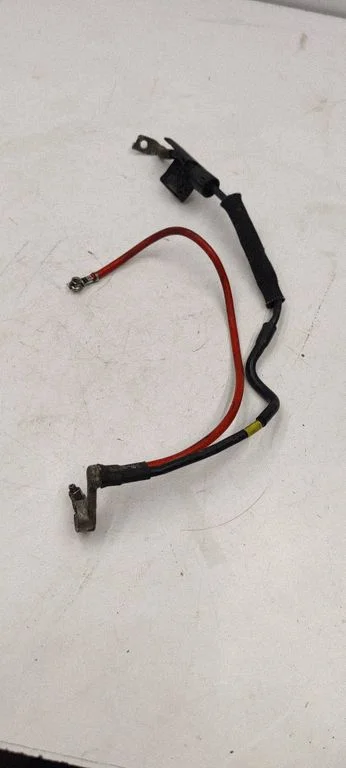 Przewód plusowy (akumulatora) – Audi A3 S3 8P (2003-2012)