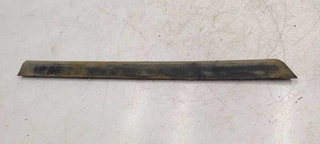 Rear door trim (molding) 3C0854950