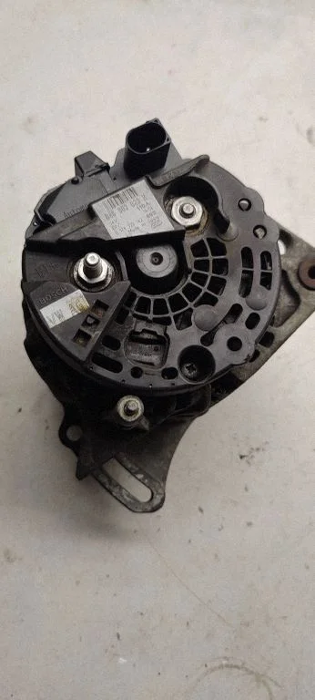 Generaator 045903023H