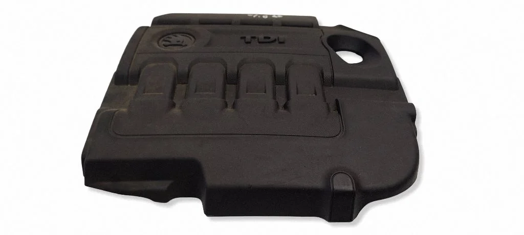 Engine cover (trim) 04L103954T