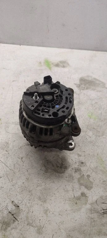 Generator/alternator 06F903023F