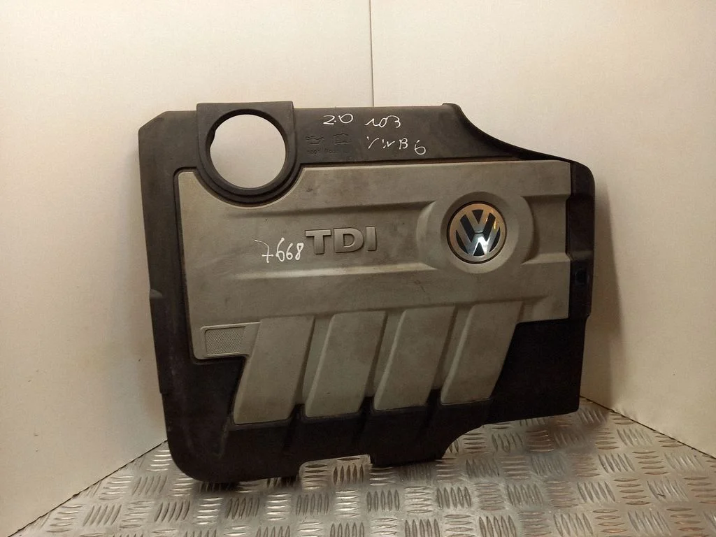 Engine cover (trim) 03L103925AE