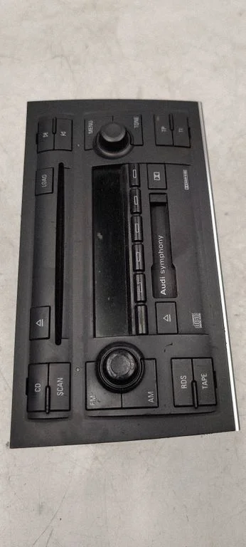 Radio/CD/DVD atskaņotājs/navigācija 8E0035195M