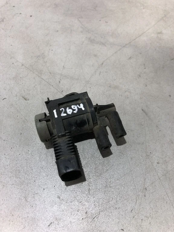 Zawór elektromagnetyczny turbo 1J0906283C