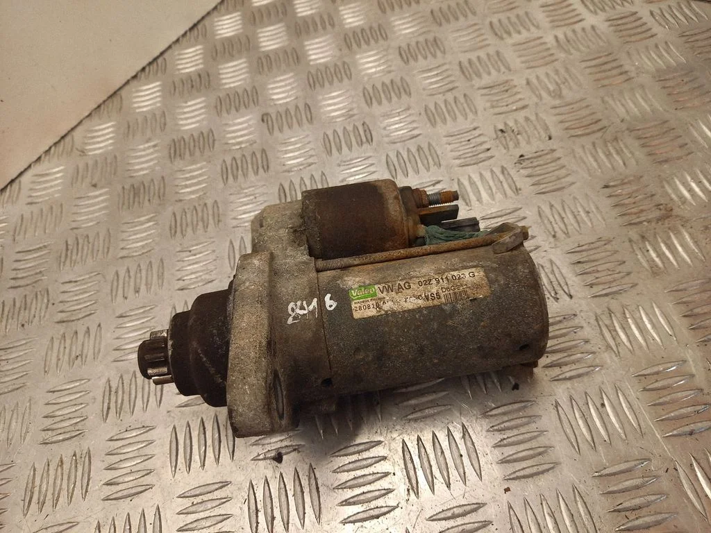 Rozrusznik 022911023G