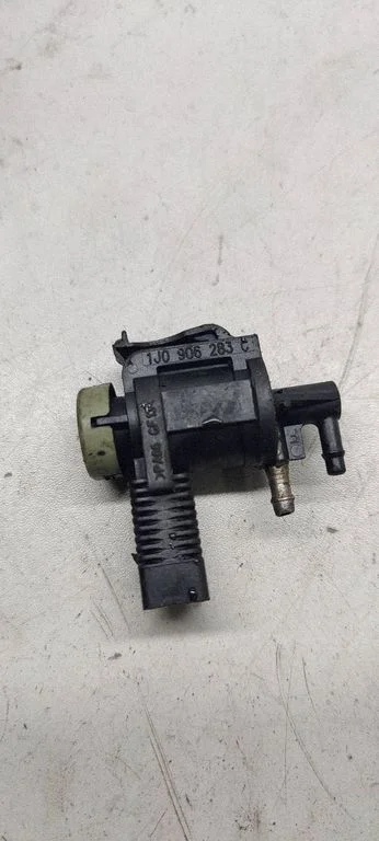 Turbo solenoid valve 1j0906283c