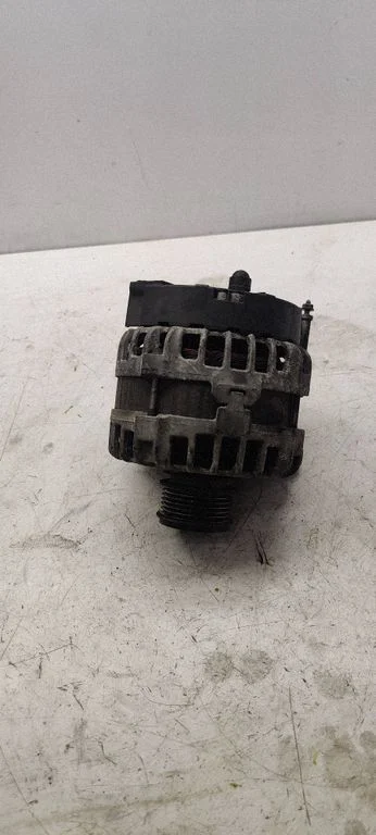 Generaator 03L903024F