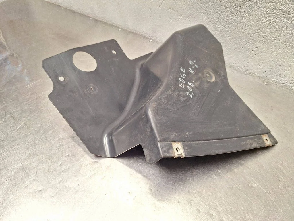 Rear bumper underbody cover/under tray FT4BR111E67AB