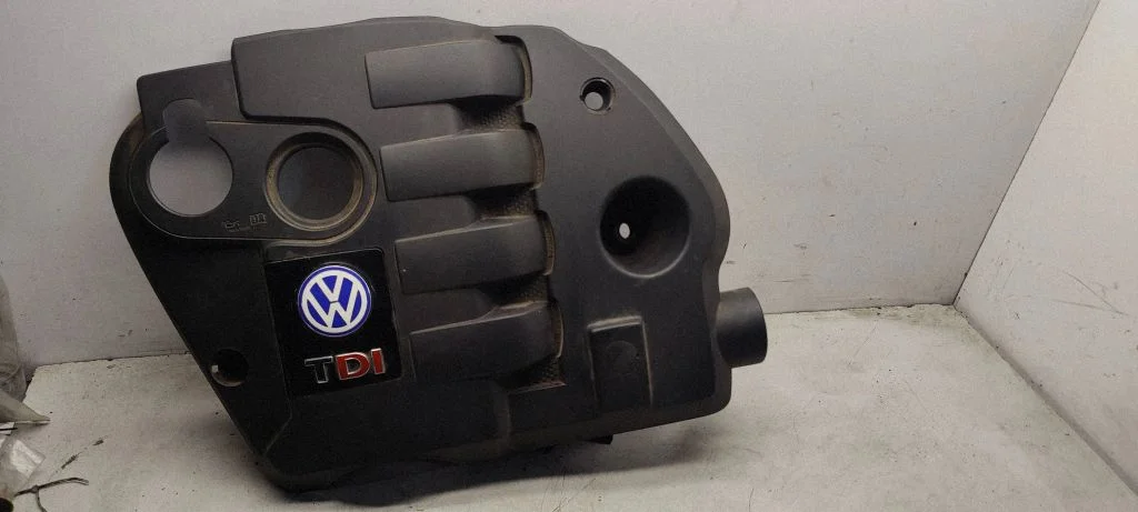 Engine cover (trim) 038103925GJ