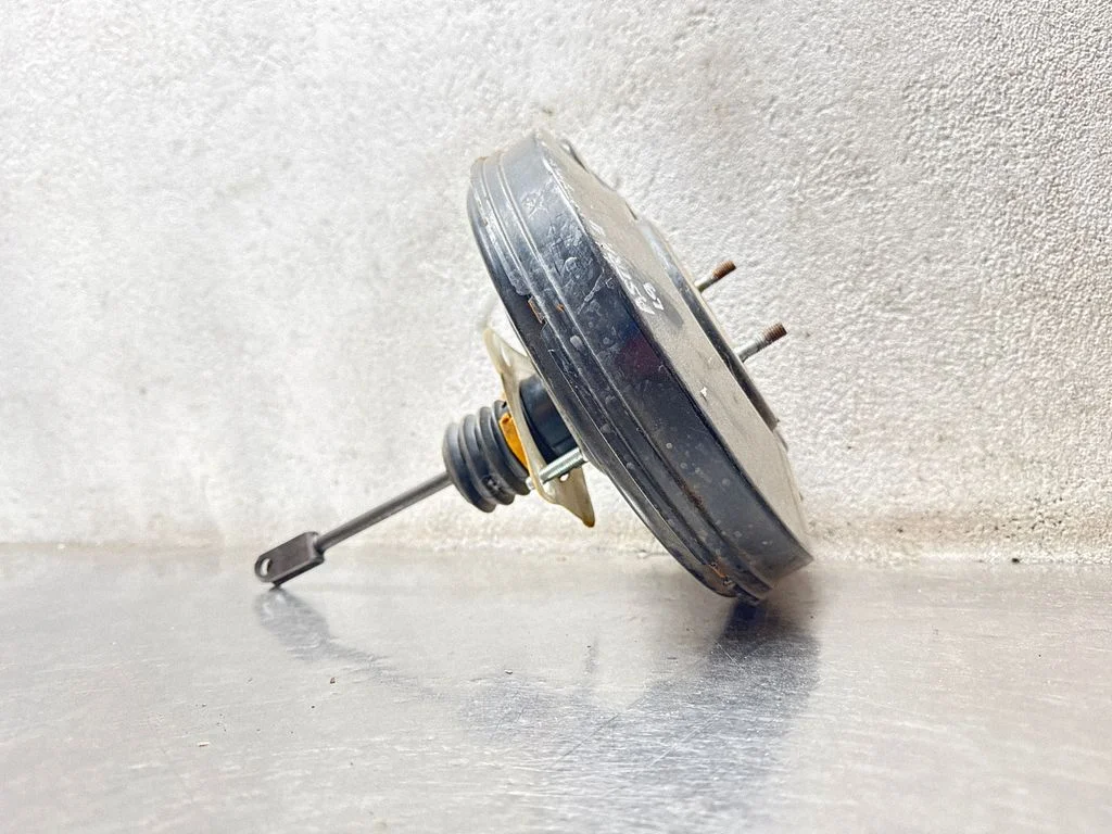 Brake booster 13142362