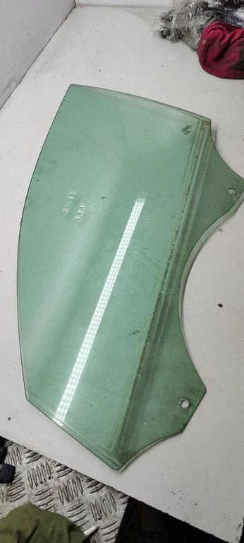 Front door window glass four-door – Audi A4 Allroad B8 (2008-2016)