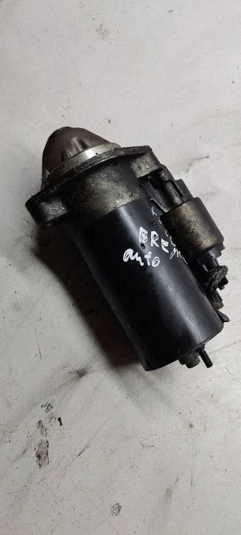 Rozrusznik 03g911923a
