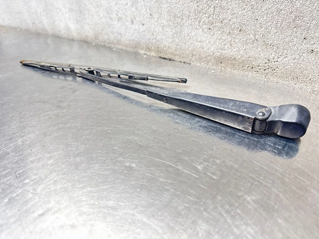 Rear wiper blade arm 90457809