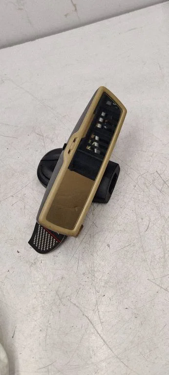 Rear view mirror (interior) 015625