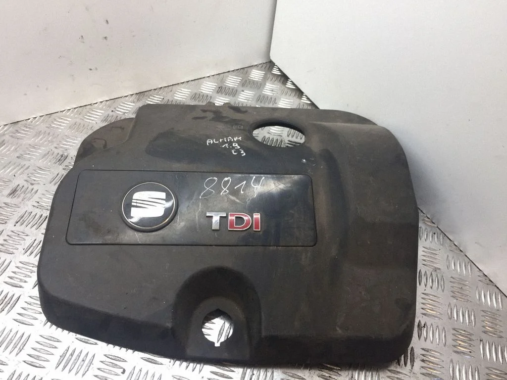 Engine cover (trim) – Seat Alhambra (Mk1) (1996-2010)
