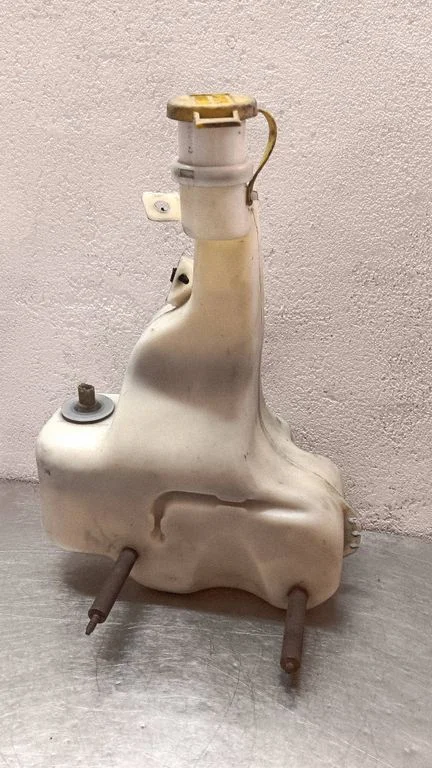 Windshield washer fluid reservoir/tank 4092342